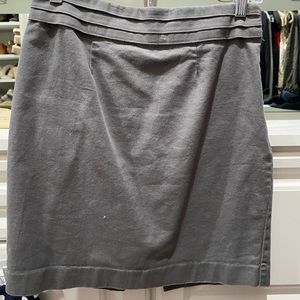 Grey pencil skirt